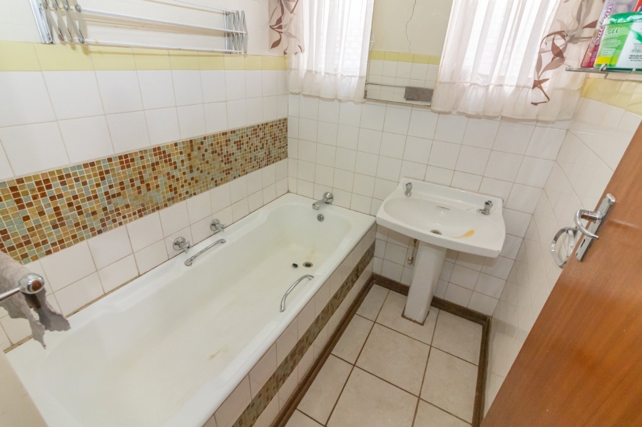 4 Bedroom Property for Sale in Morewag Free State